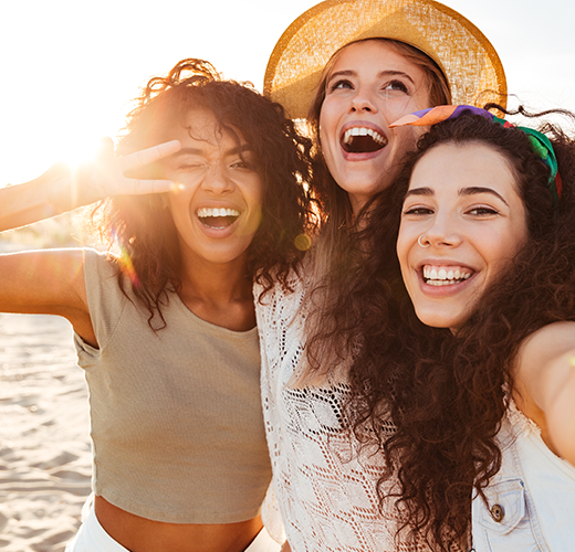 Girls just want to have SUN!