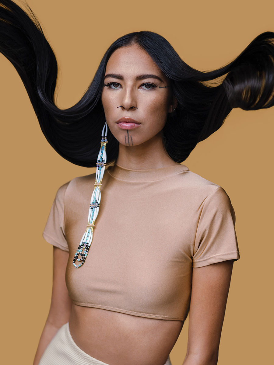 Paul Mitchell ICONIC-Kampagne mit Quannah Chasinghorse